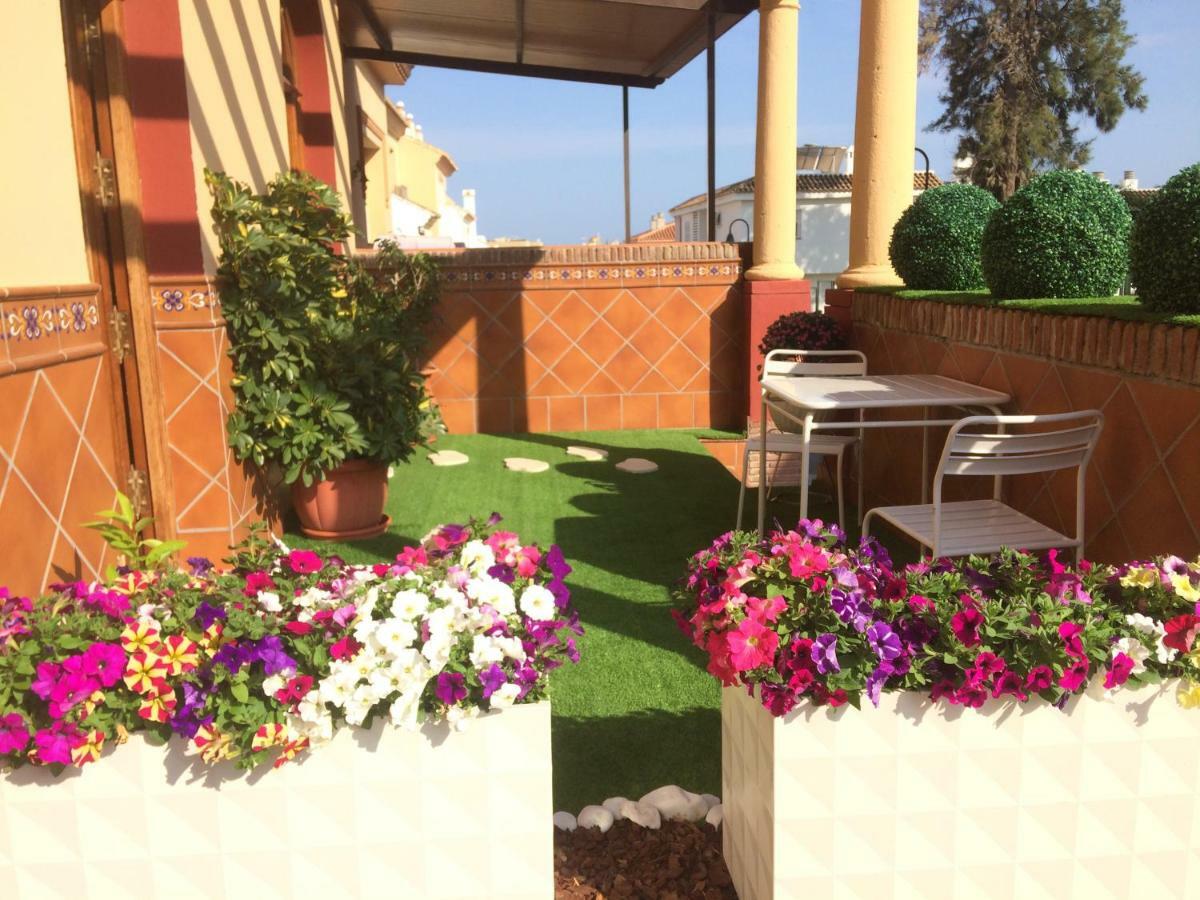 Apartment With Private Patio Fuengirola Extérieur photo
