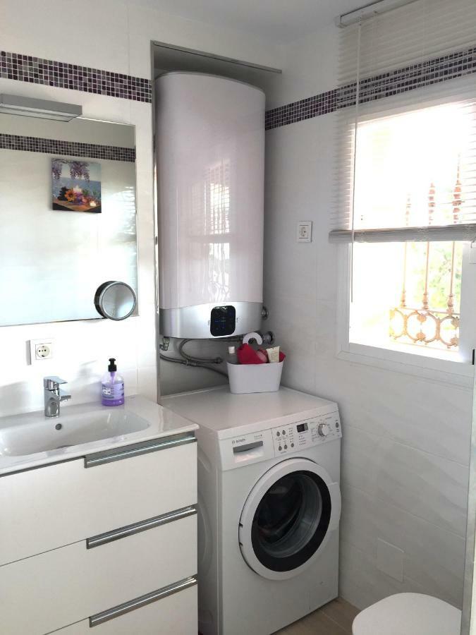 Apartment With Private Patio Fuengirola Extérieur photo