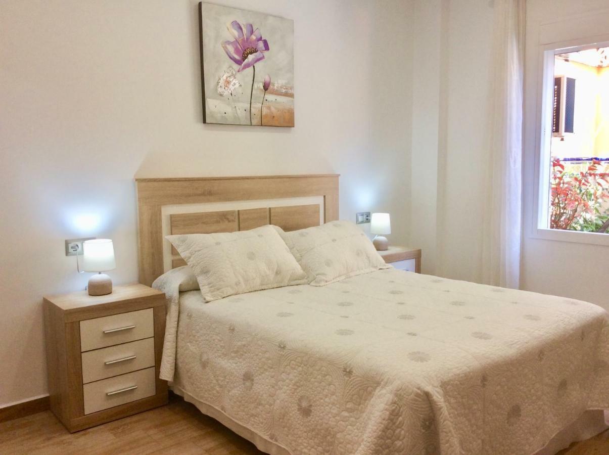 Apartment With Private Patio Fuengirola Extérieur photo