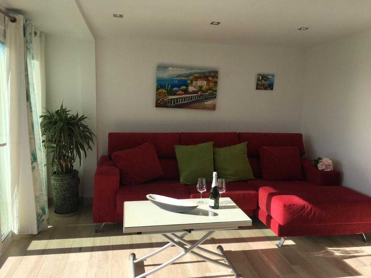 Apartment With Private Patio Fuengirola Extérieur photo
