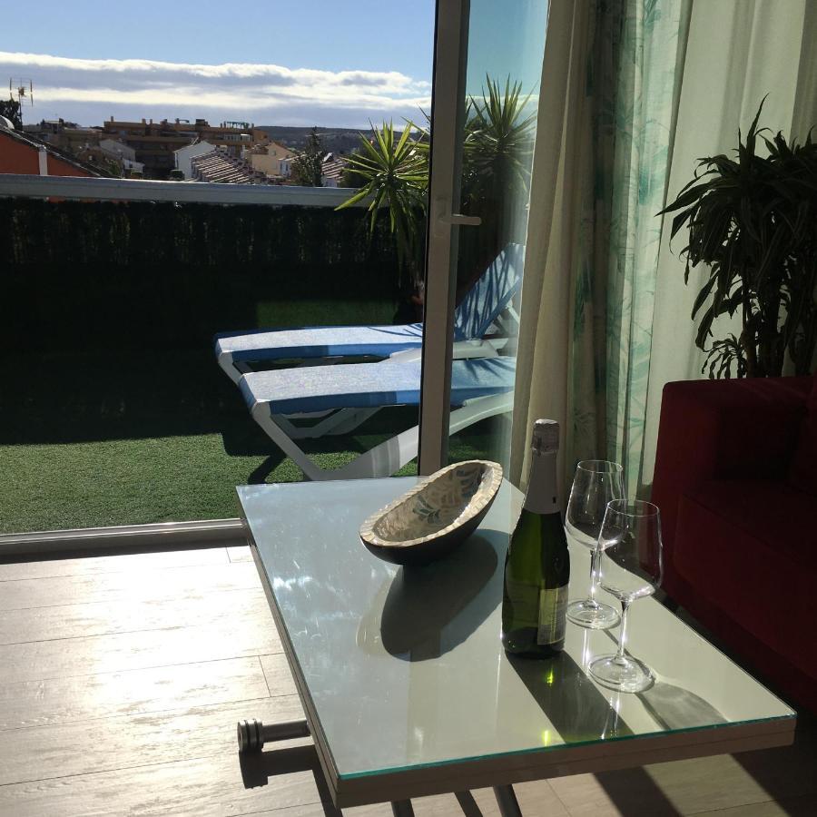 Apartment With Private Patio Fuengirola Extérieur photo